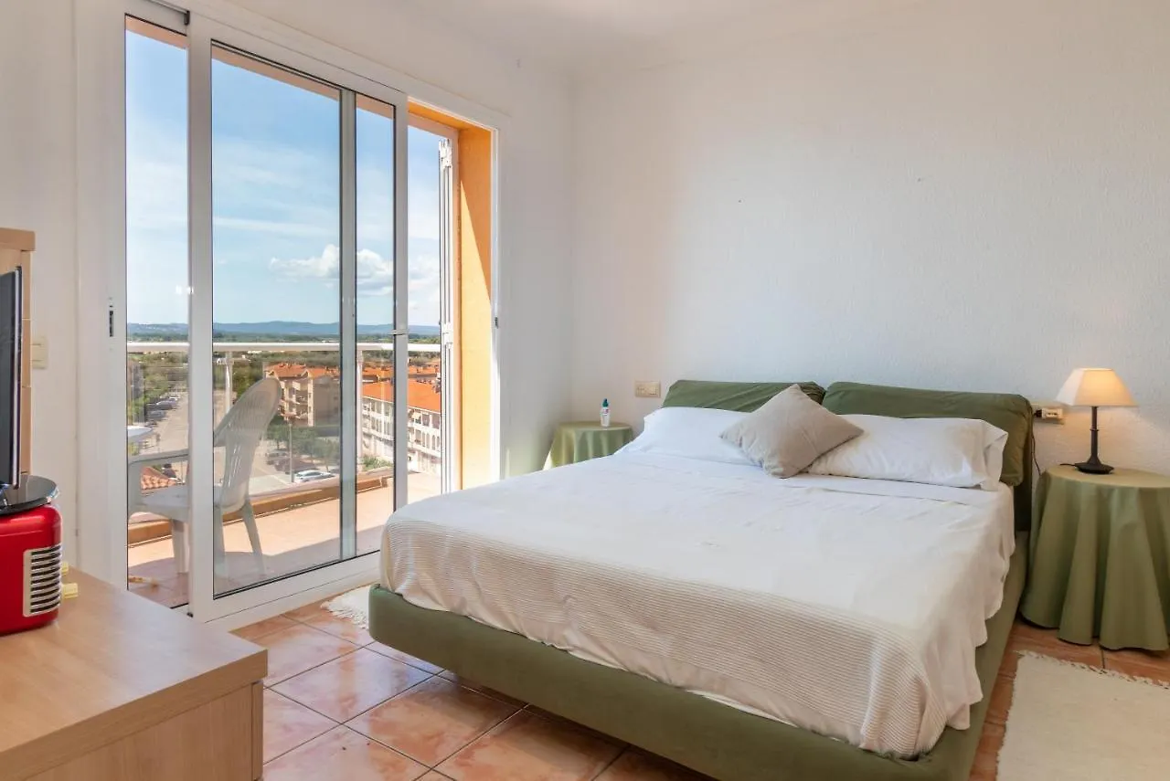 Atic Brisa Mar Apartment L'Estartit 0*,  Spain